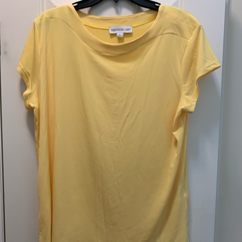 Southern Lady Sunny Yellow Short Sleeve Top